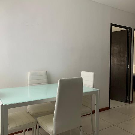 Apartamento cerca del CC Titan Plaza Bogotá Esterno foto