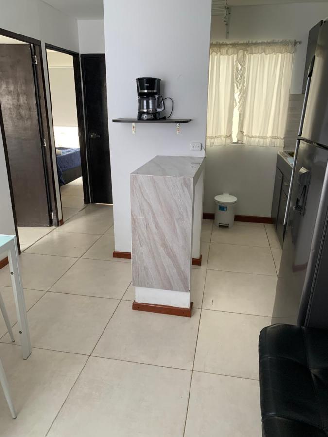 Apartamento cerca del CC Titan Plaza Bogotá Esterno foto